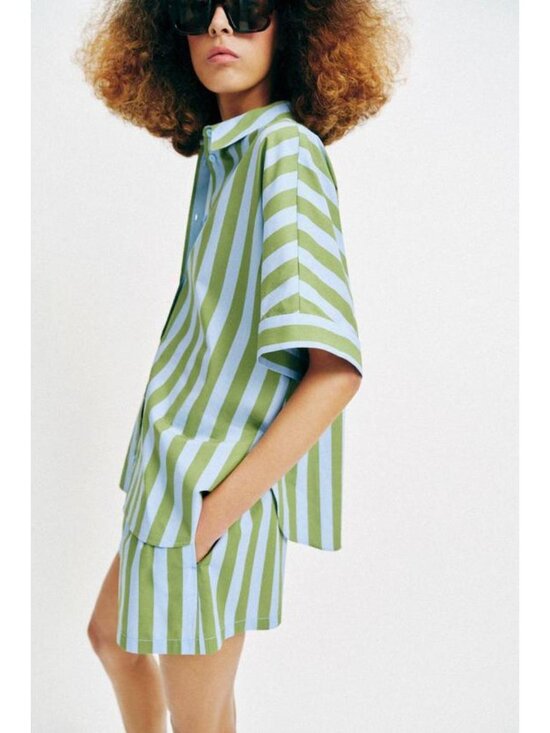 Zara Tops - ZARA OVERSIZED STRIPED SHIRT